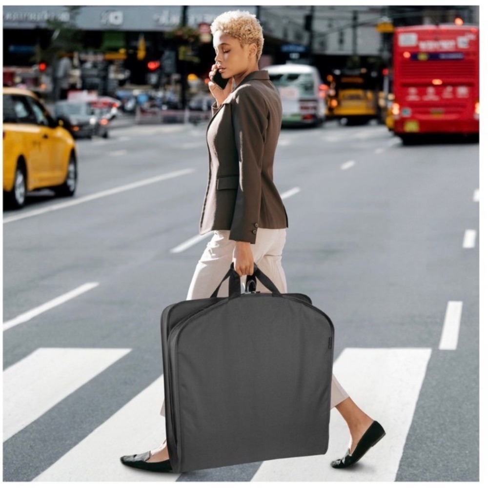 WallyBags Garment Bag Unisex 40 Inch Black Excellent WallyLock Water Repellent